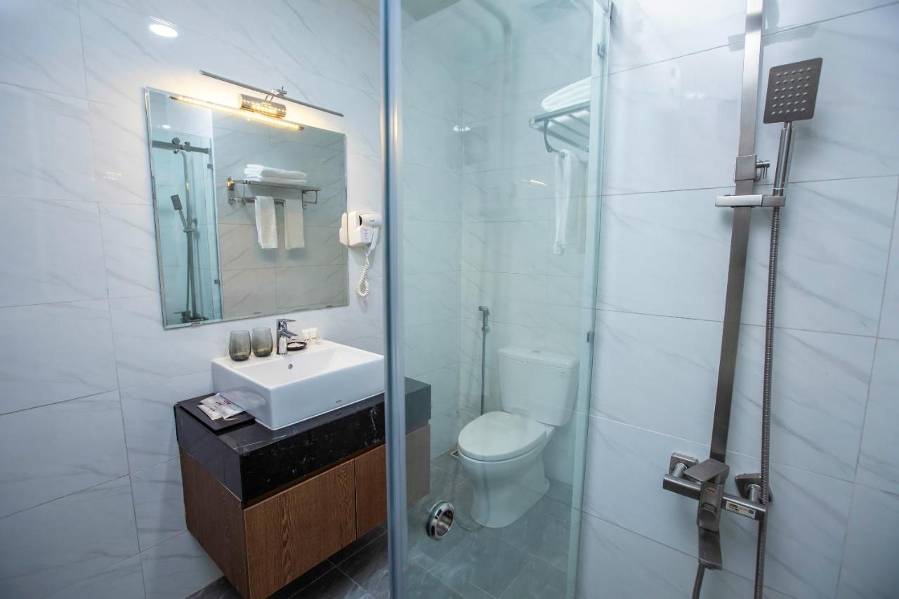 Hoang Long Hotel Ха Лонг Екстериор снимка